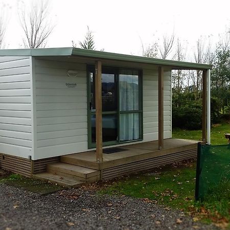 Martinborough Top 10 Holiday Park Экстерьер фото